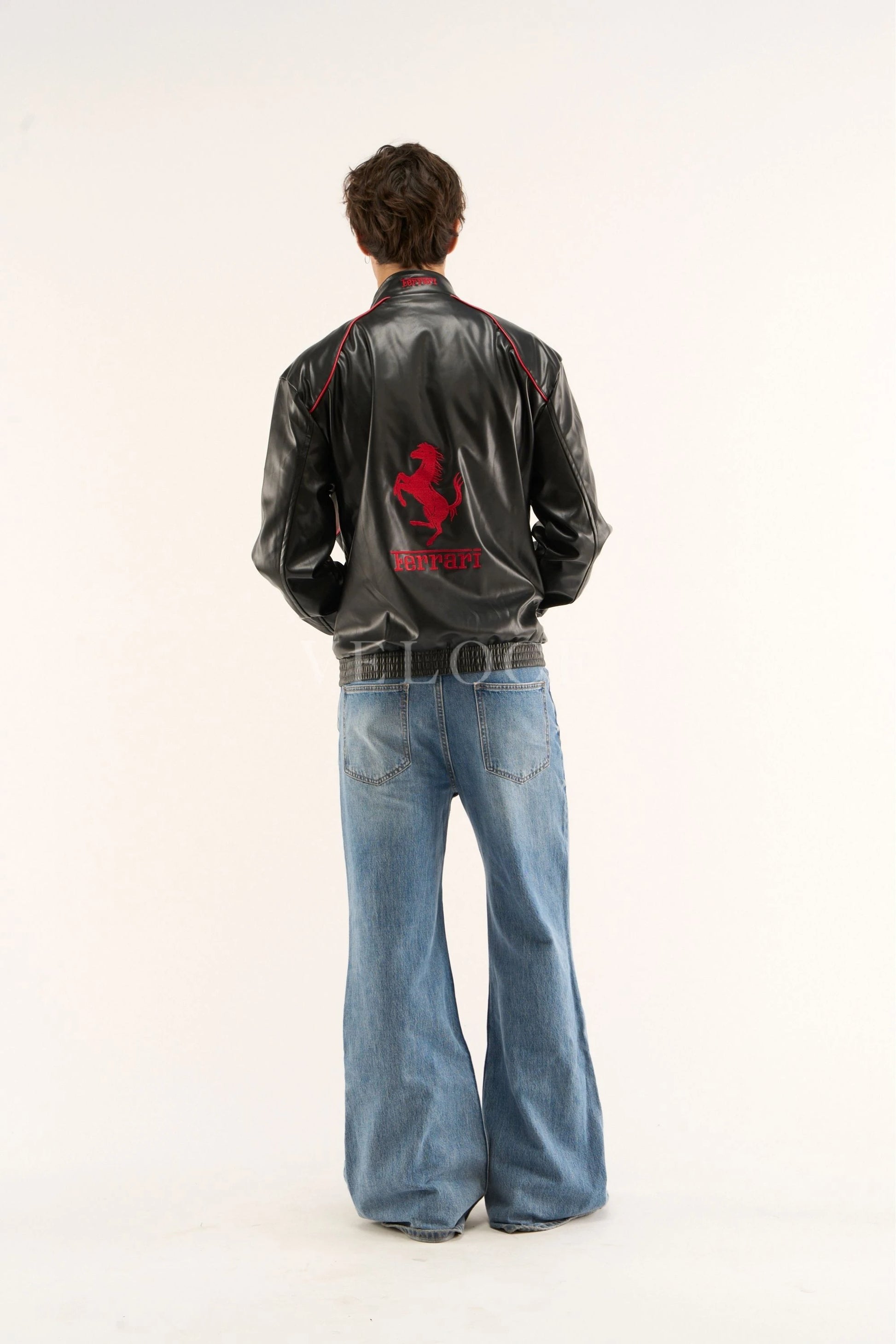 Ferrari F1 Vintage Leather Jacket - White Edition - VELOCE